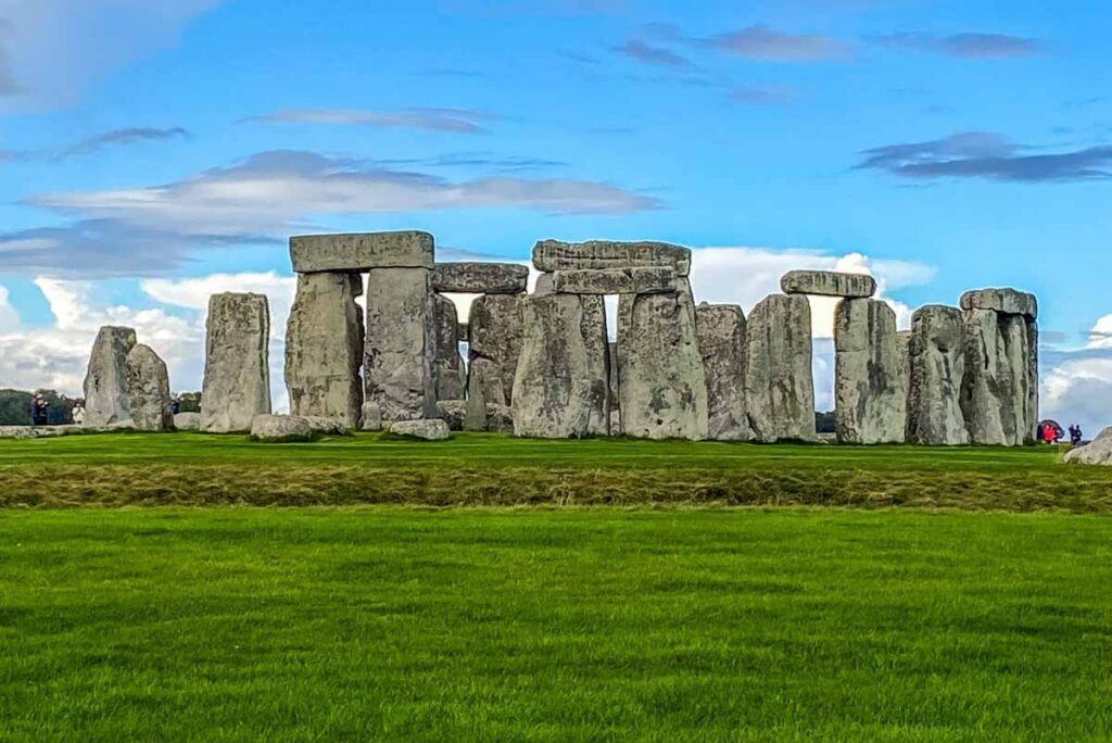 Mysteries of Stonehenge: Ancient Wonder of the World