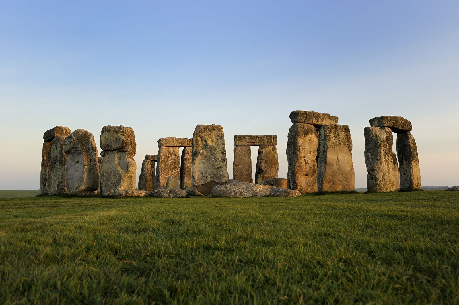 Mysteries of Stonehenge: Ancient Wonder of the World
